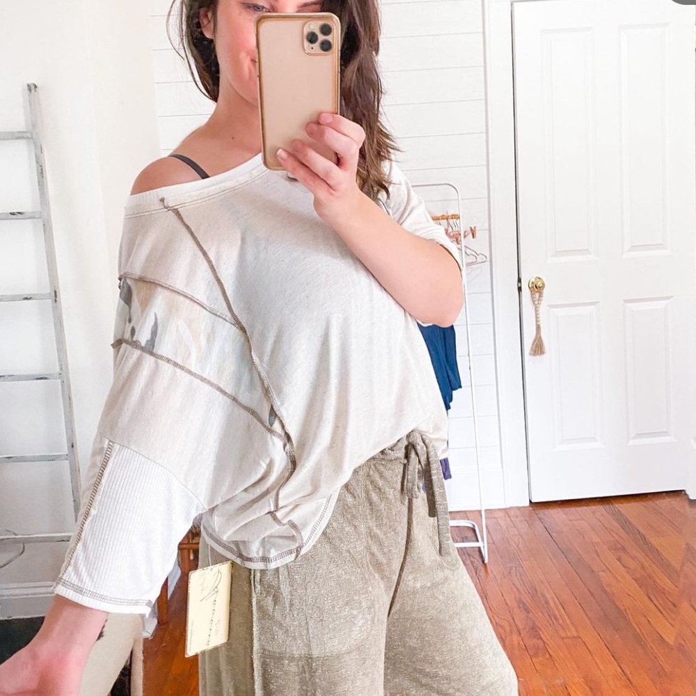 NWT Vintage Havana Colorblock Camo Tee Medium Beige Womens Tshirt Top Casual